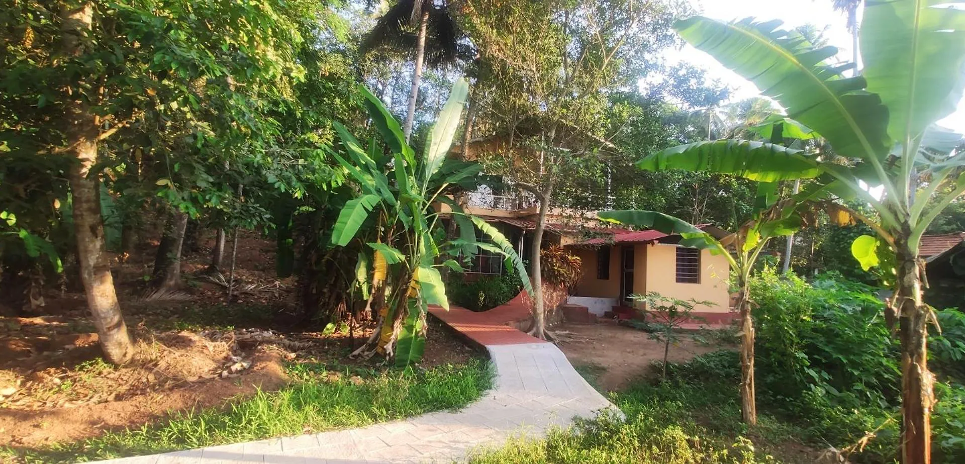 Dhyana Bindhu Home Stay كولاّم الهند