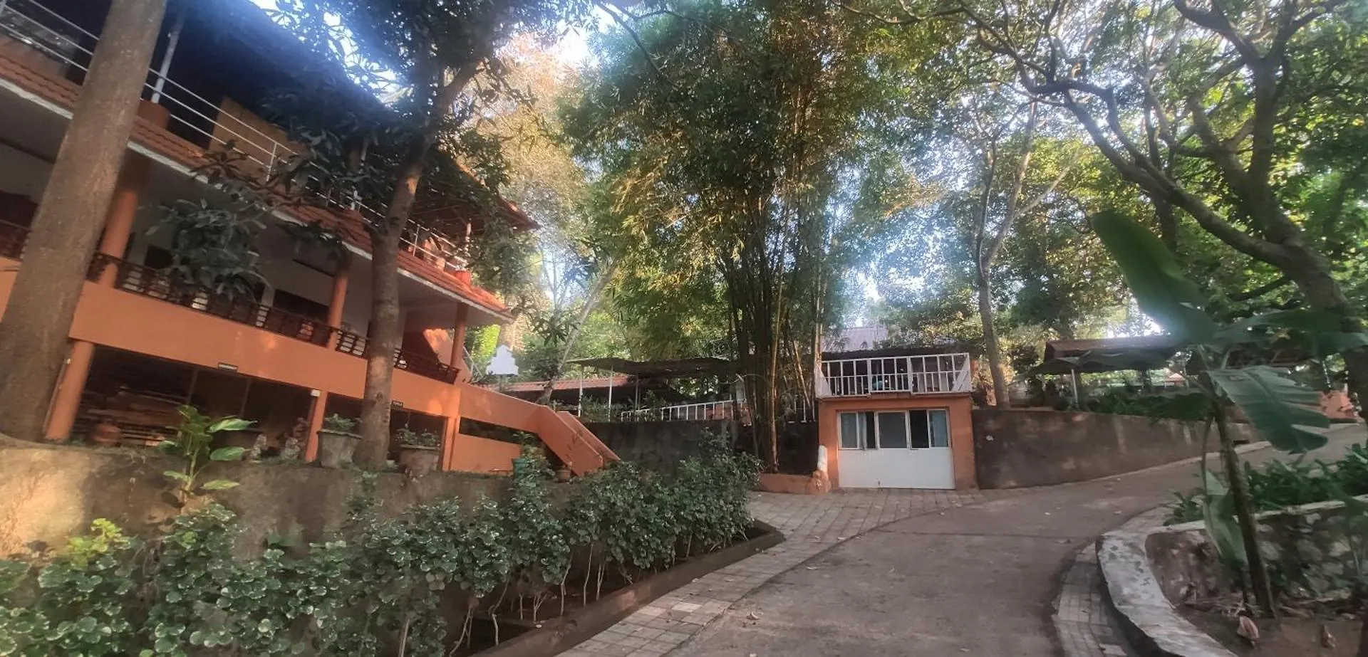 Dhyana Bindhu Home Stay كولاّم